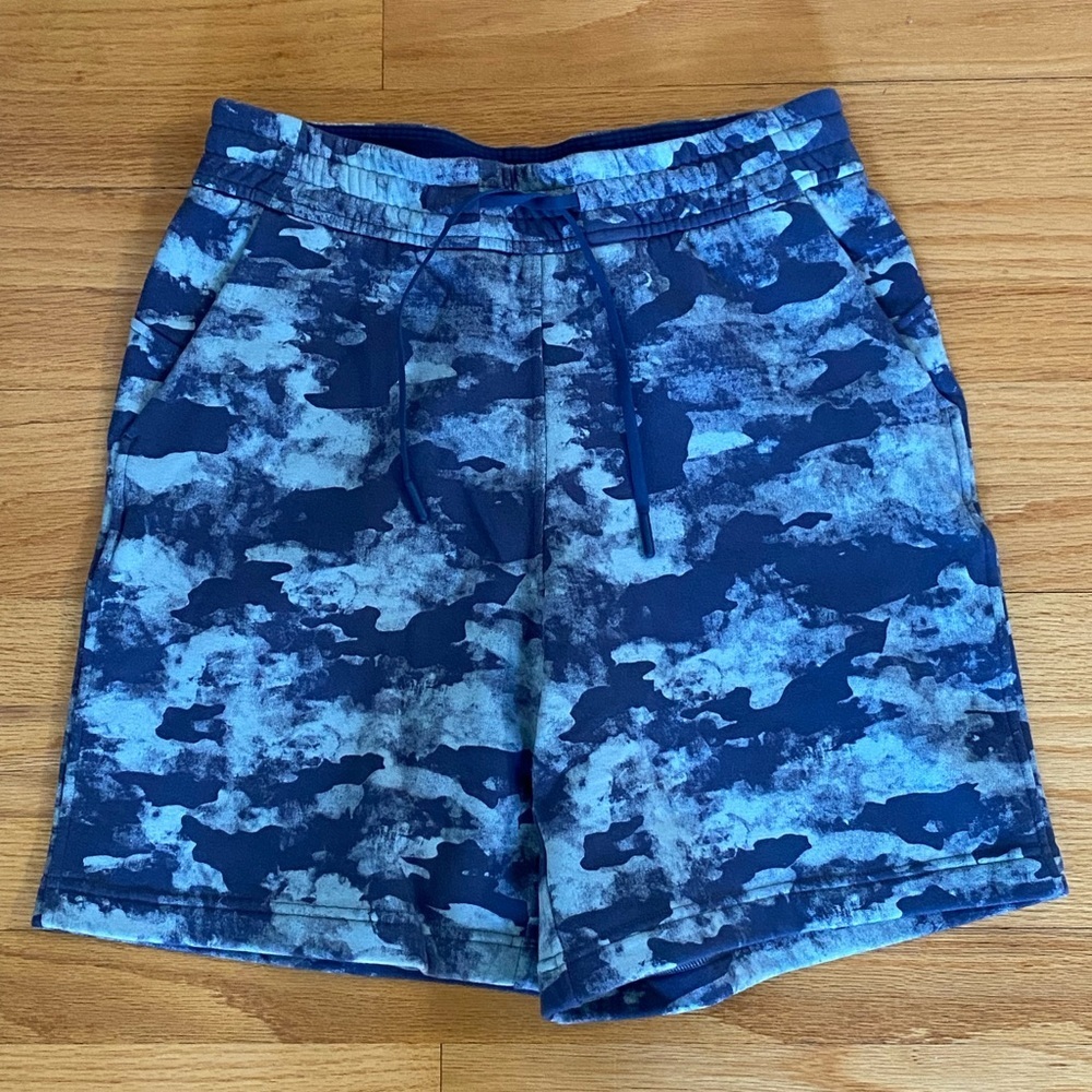 Lululemon Loungeful High-Rise Short 7” - Picture 2 of 4